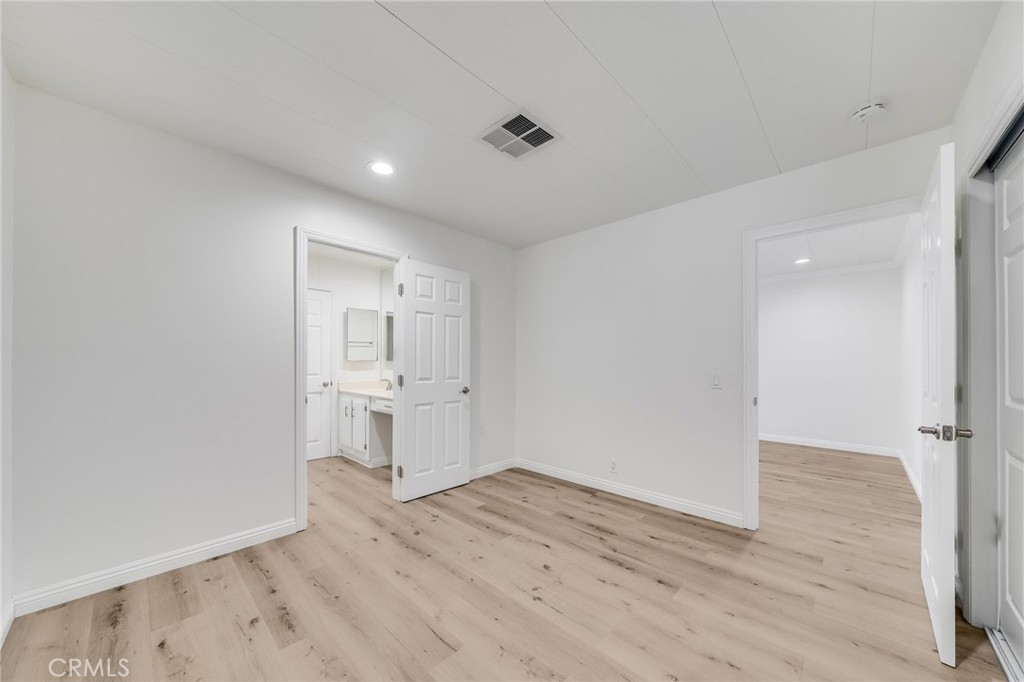 24001 Muirlands Boulevard 387