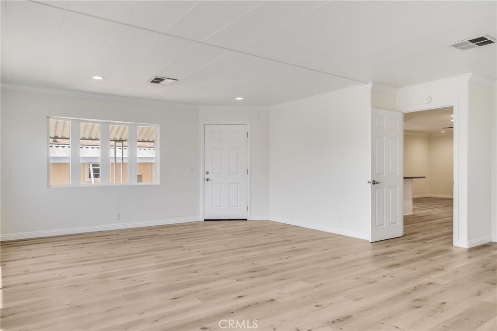 24001 Muirlands Boulevard 387