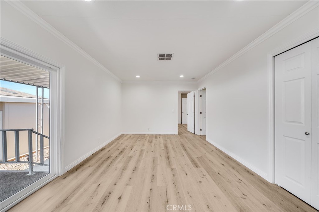 24001 Muirlands Boulevard 387