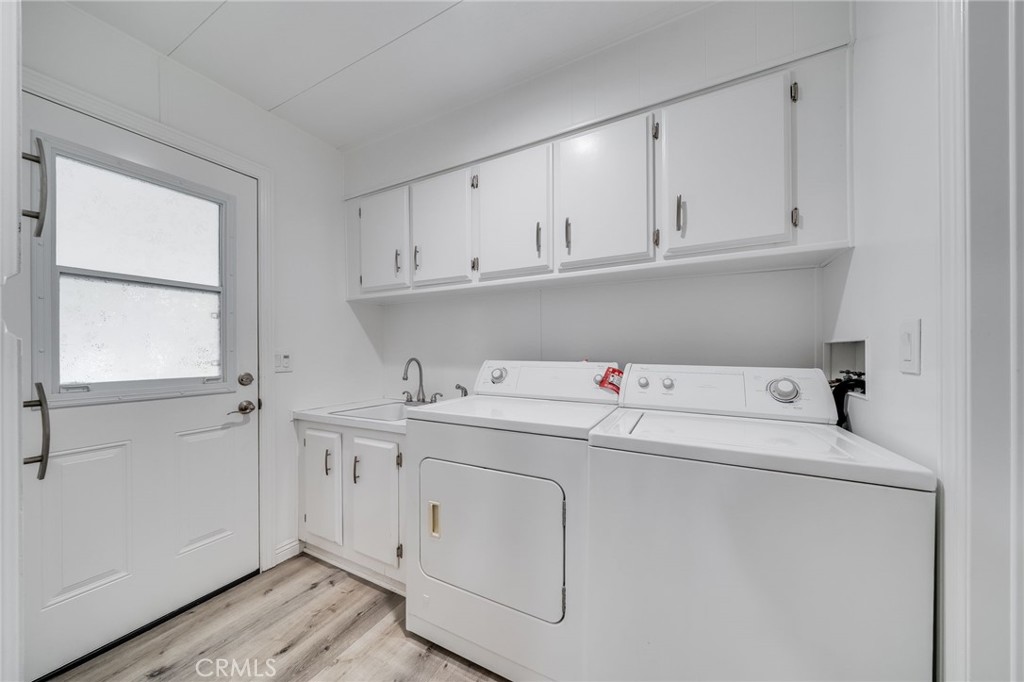 24001 Muirlands Boulevard 387