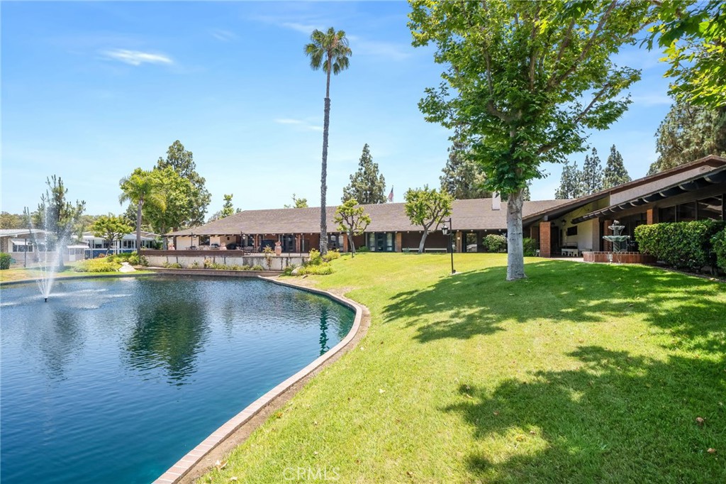 24001 Muirlands Boulevard 387