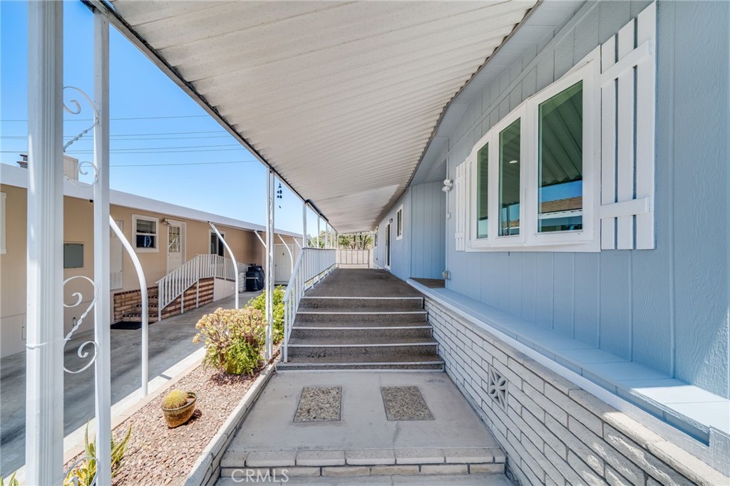 24001 Muirlands Boulevard 387