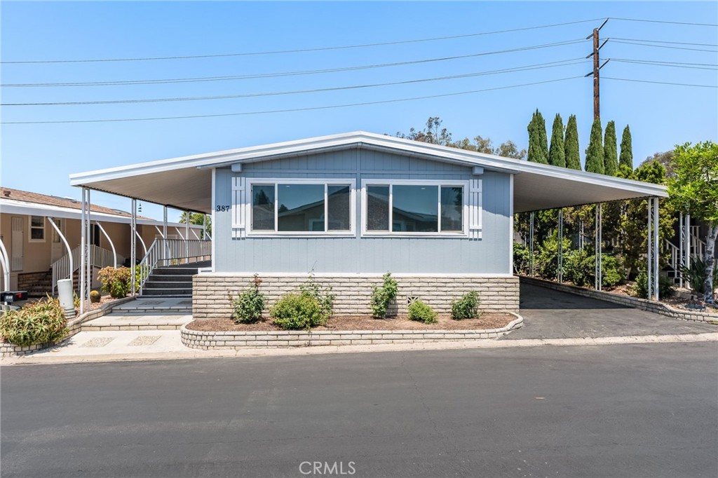 24001 Muirlands Boulevard 387