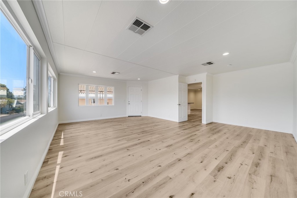 24001 Muirlands Boulevard 387