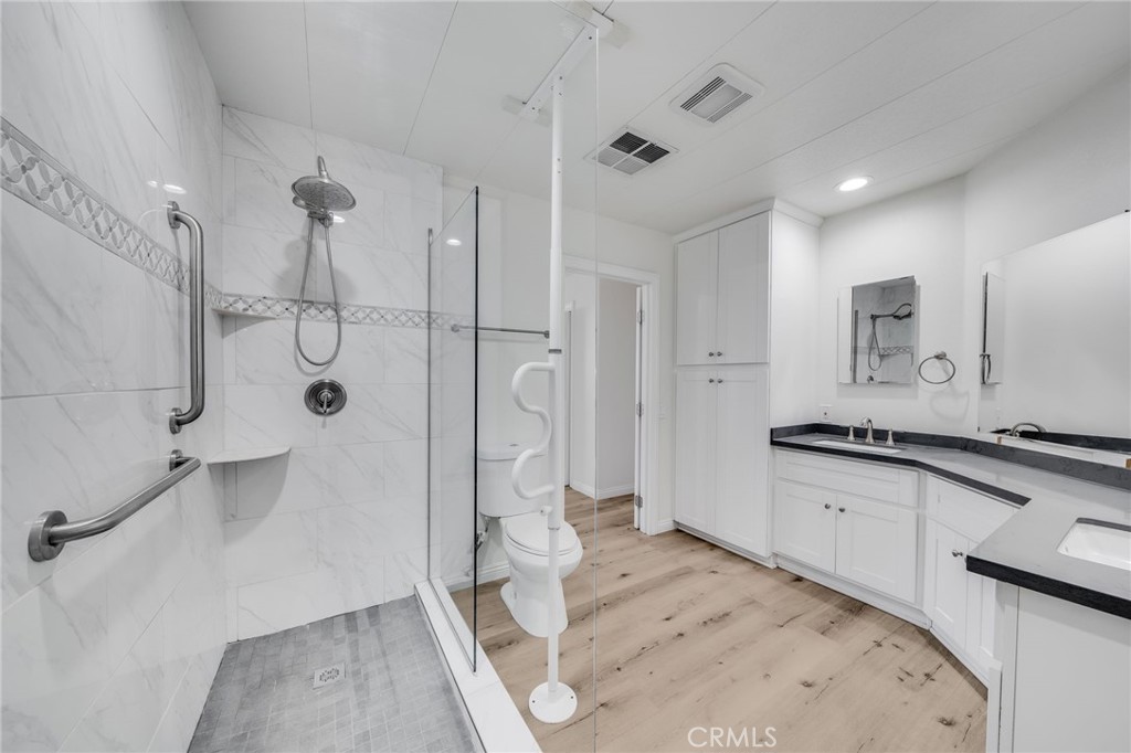 24001 Muirlands Boulevard 387