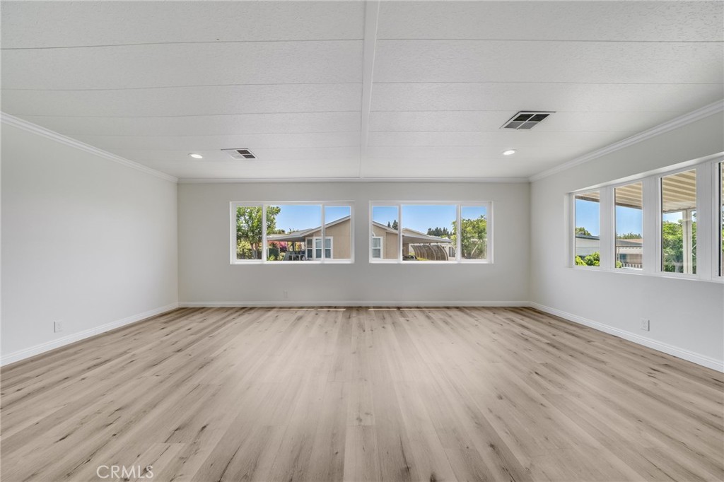 24001 Muirlands Boulevard 387