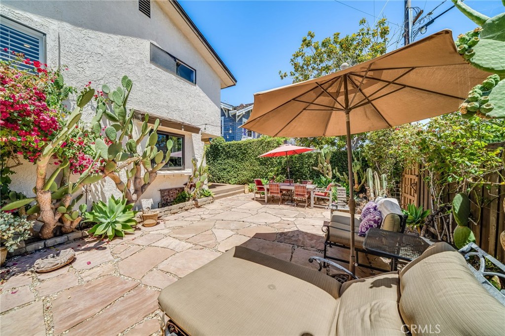 26751 Calle Almanza