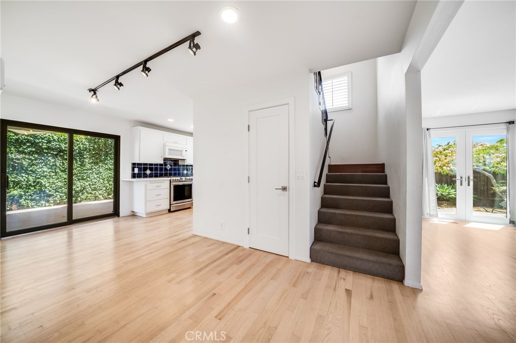 26751 Calle Almanza