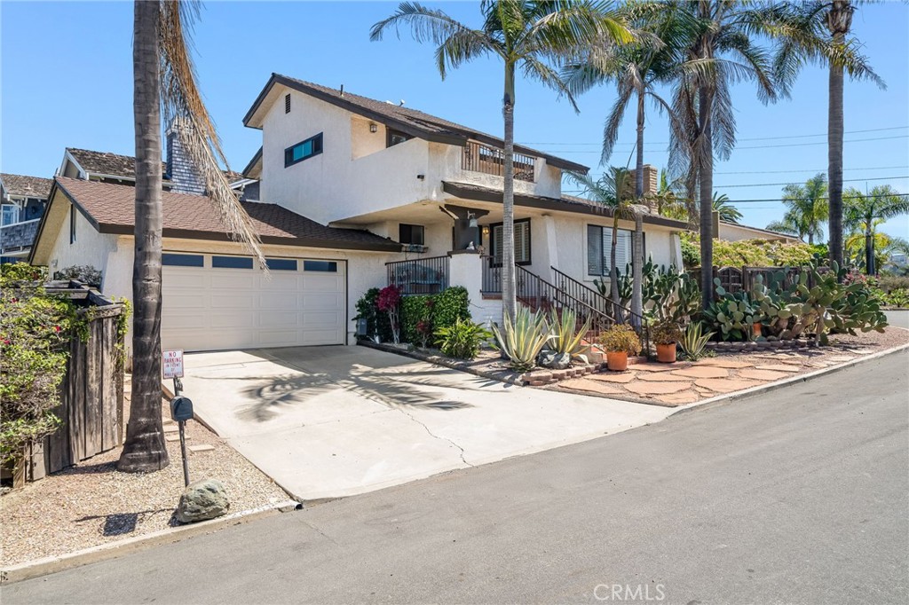 26751 Calle Almanza