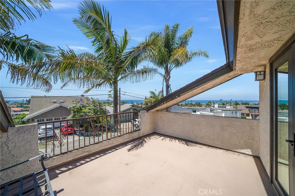 26751 Calle Almanza