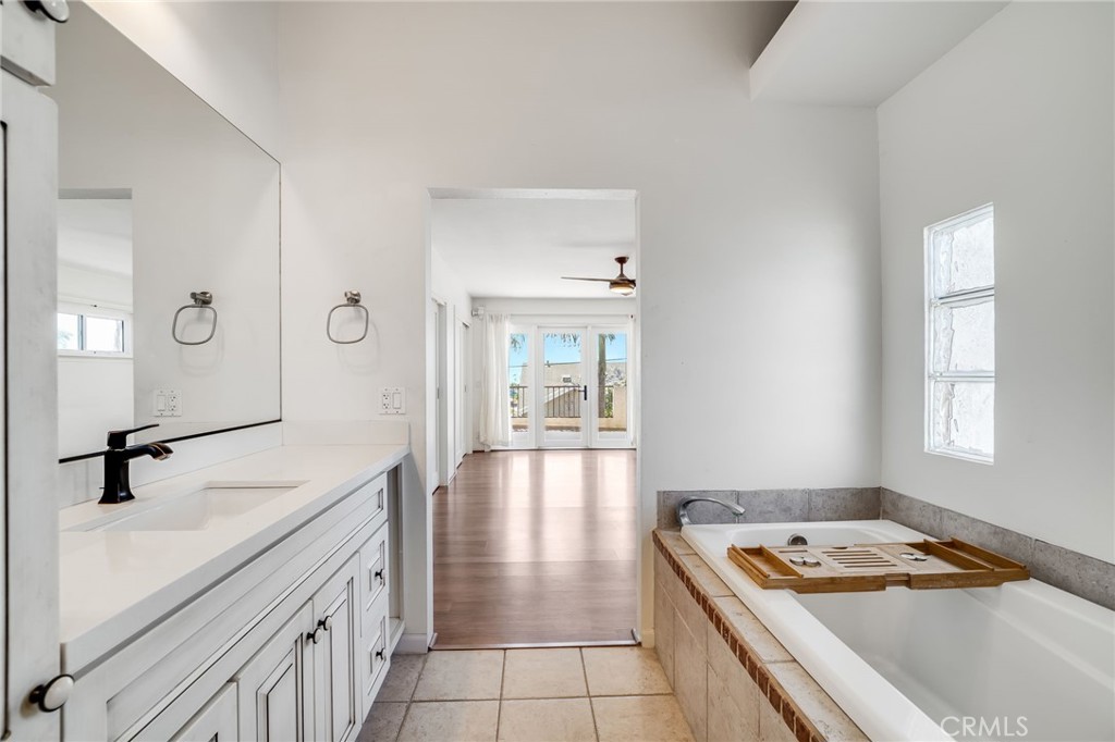 26751 Calle Almanza