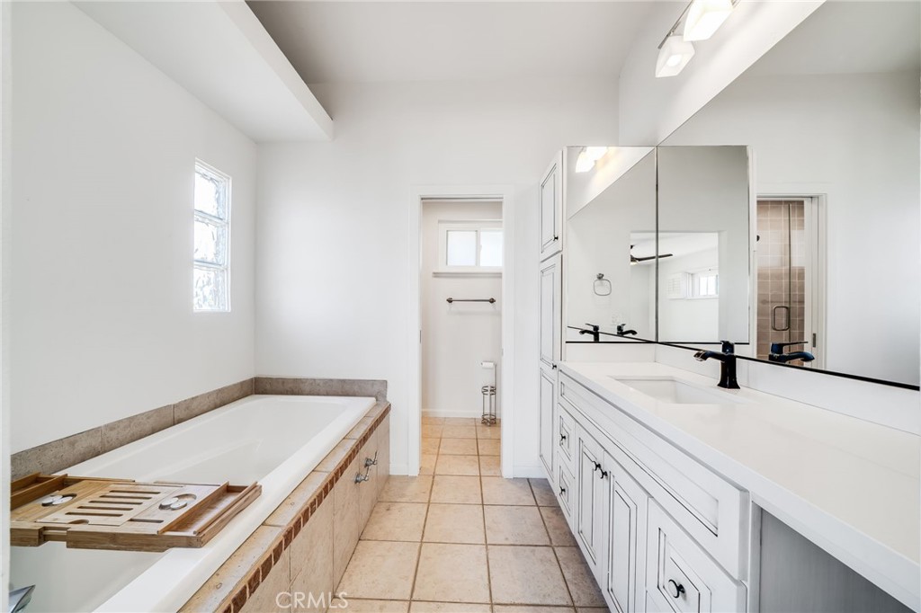 26751 Calle Almanza