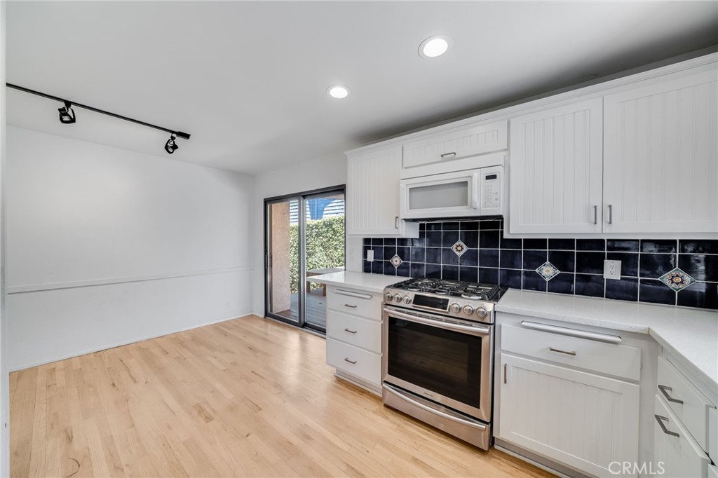 26751 Calle Almanza