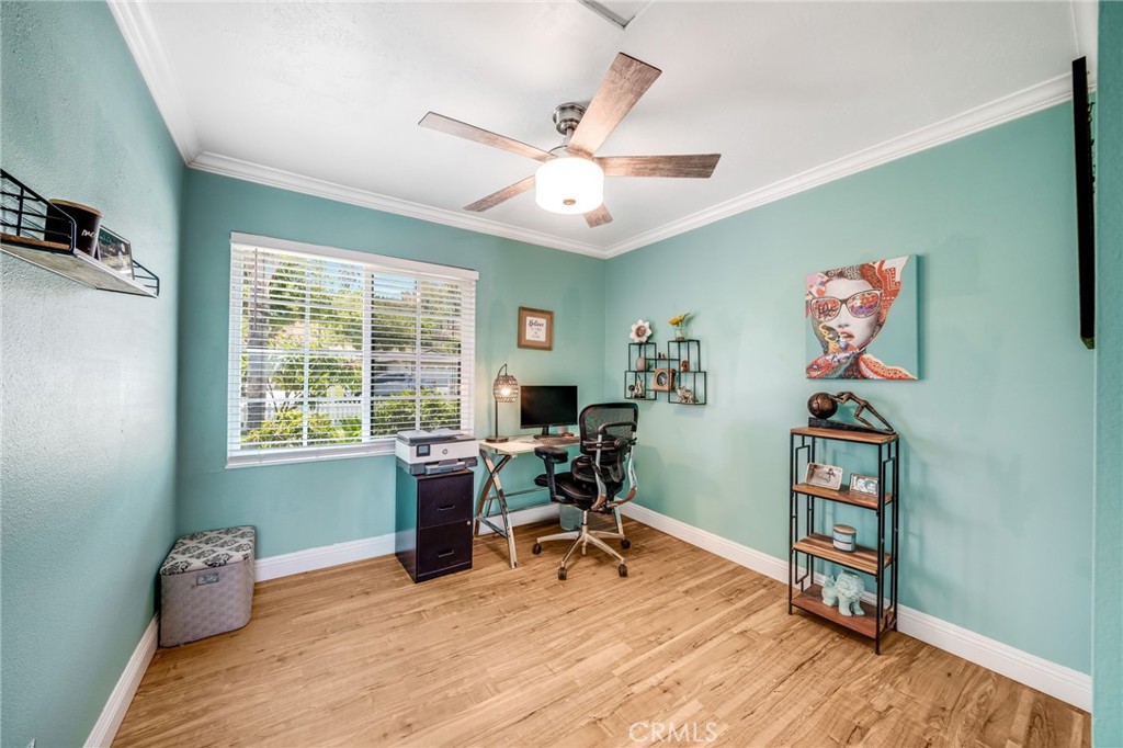 1935 Adobe Avenue