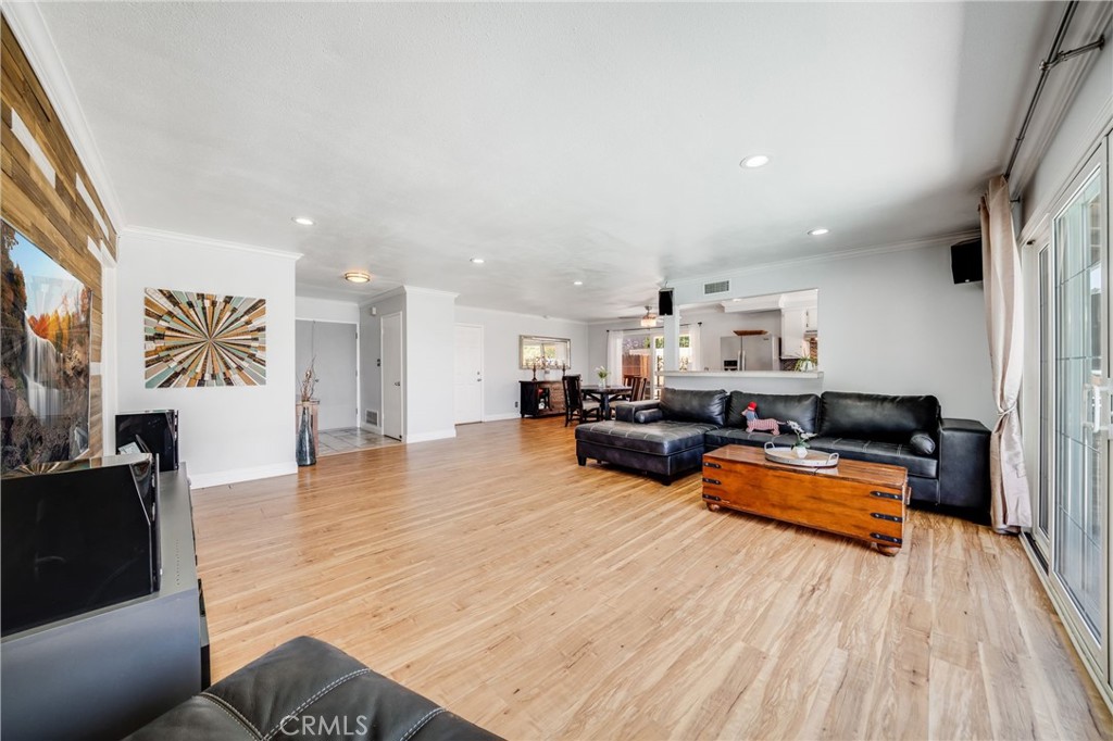 1935 Adobe Avenue