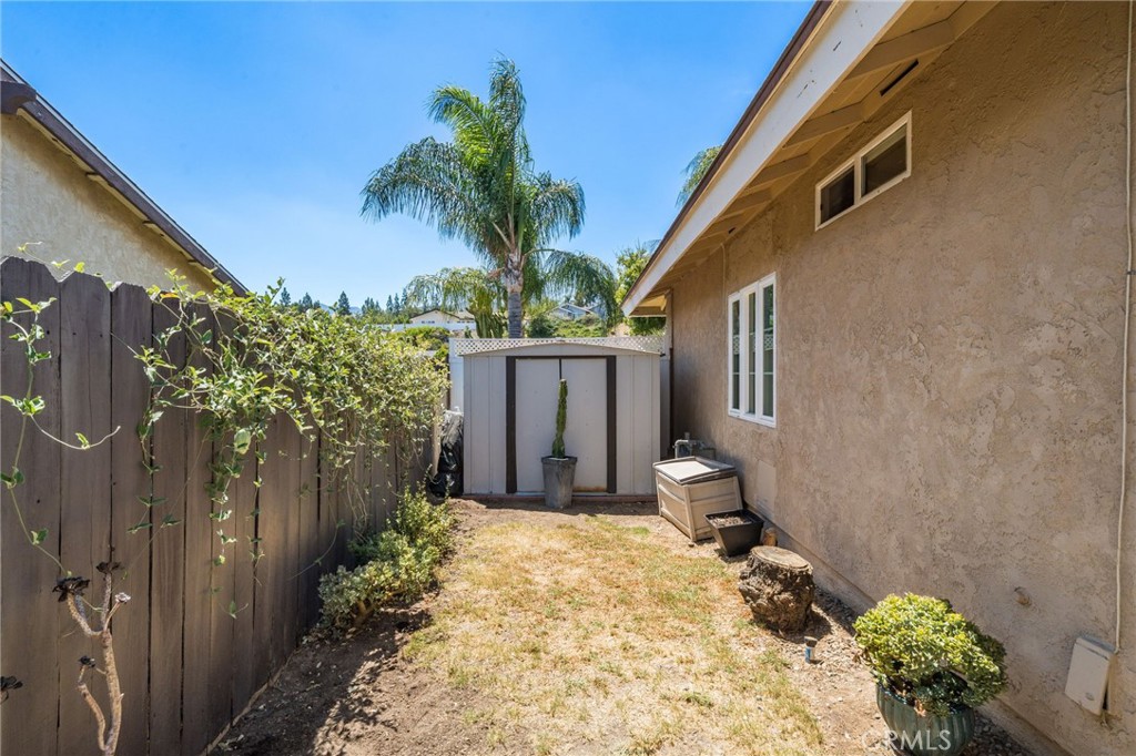 1935 Adobe Avenue