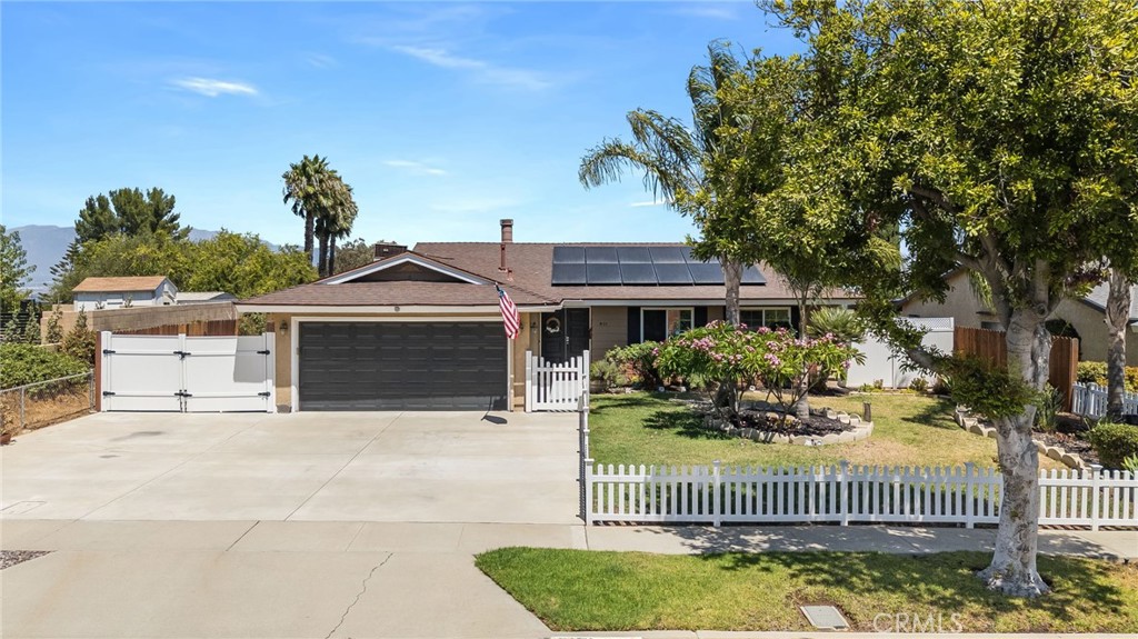 1935 Adobe Avenue