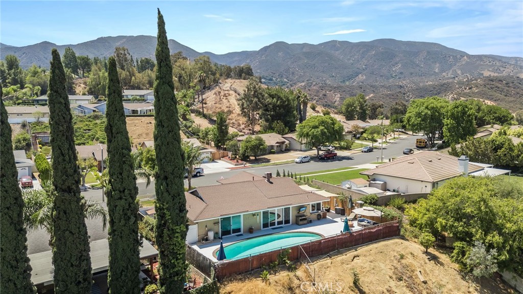 1935 Adobe Avenue