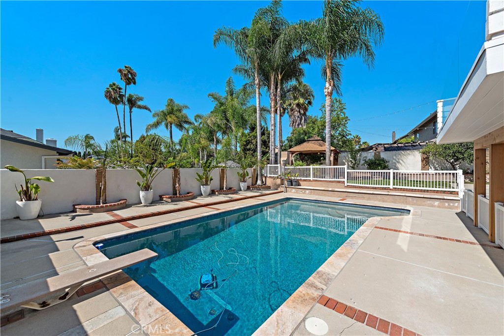 24701 Eloisa Drive