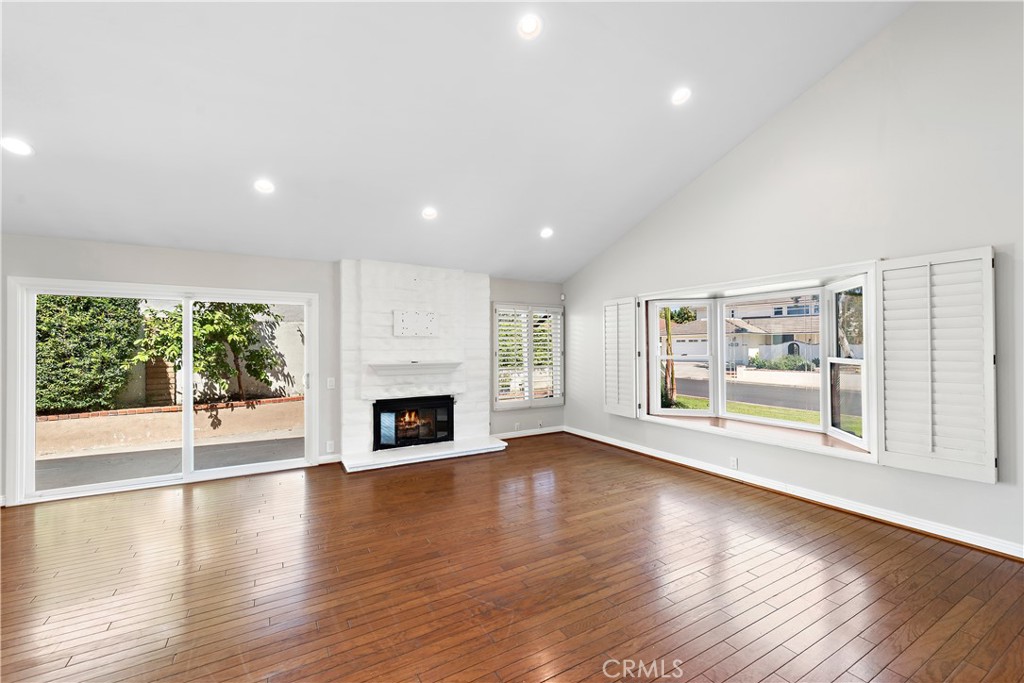 24701 Eloisa Drive