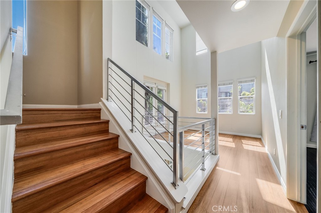 259 E Jeanette