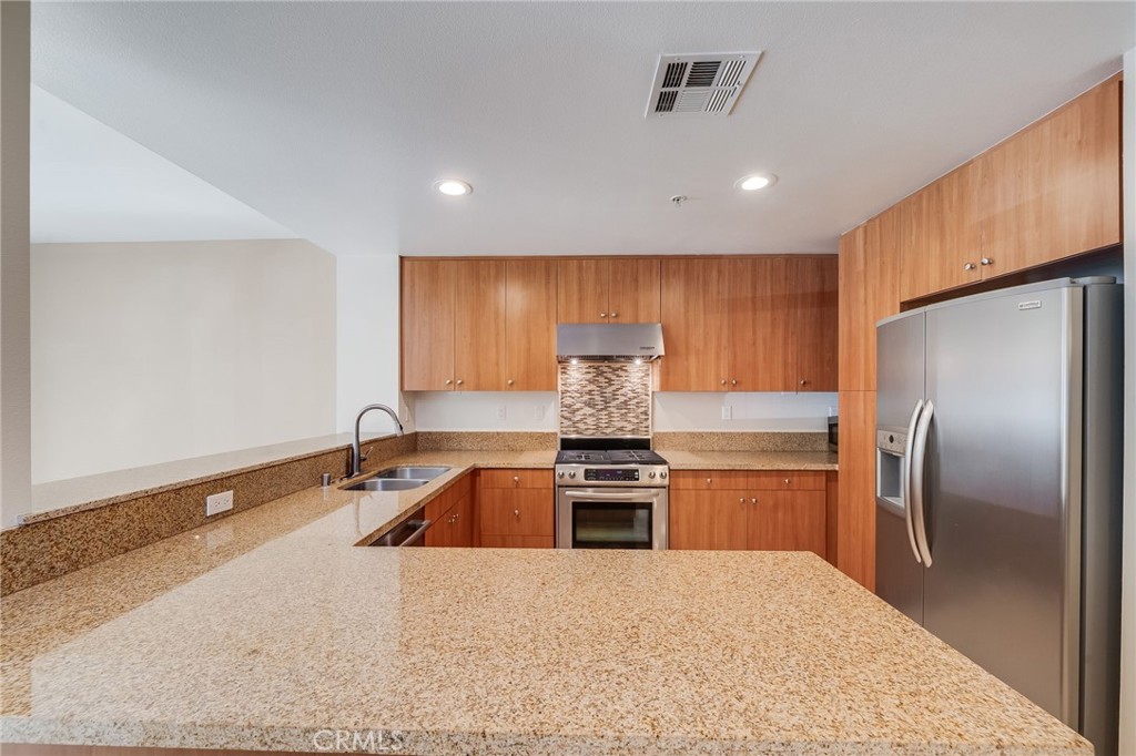 259 E Jeanette