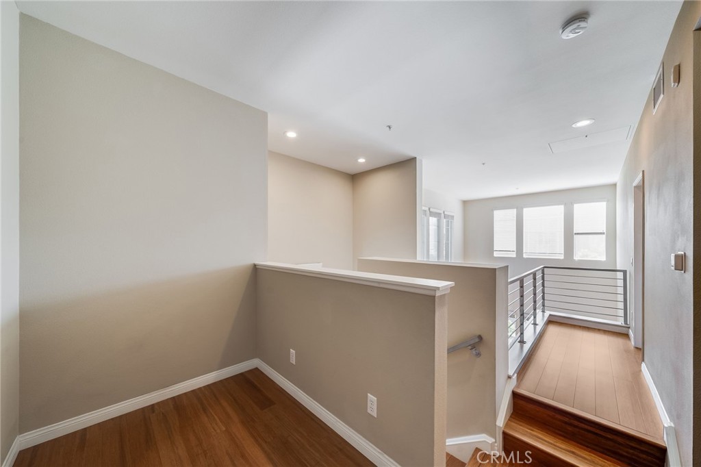 259 E Jeanette