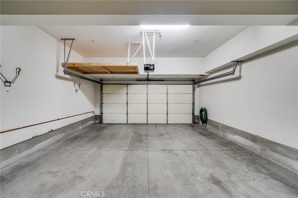 259 E Jeanette