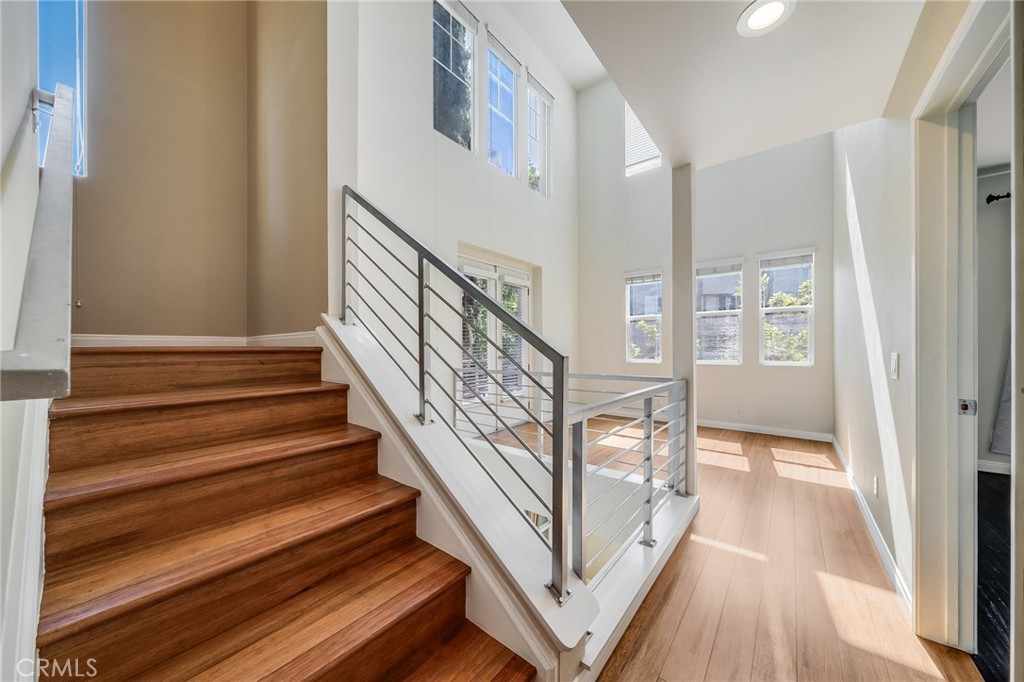 259 E Jeanette