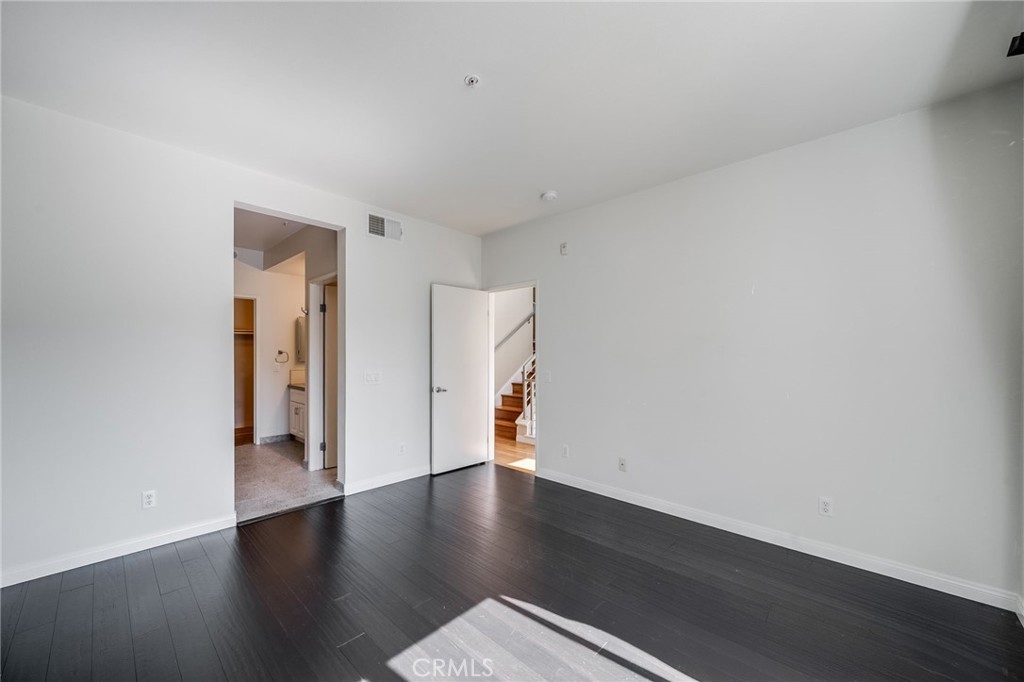 259 E Jeanette