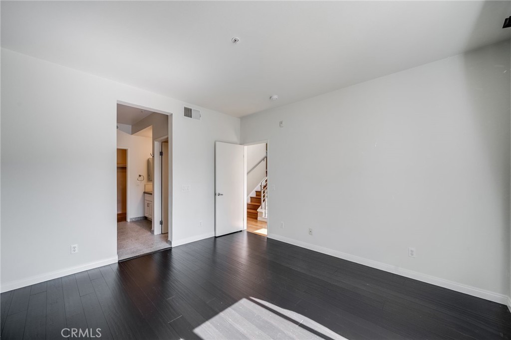 259 E Jeanette