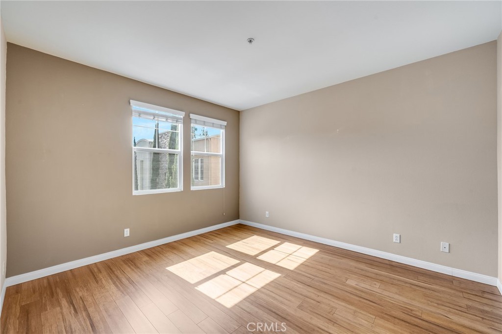 259 E Jeanette
