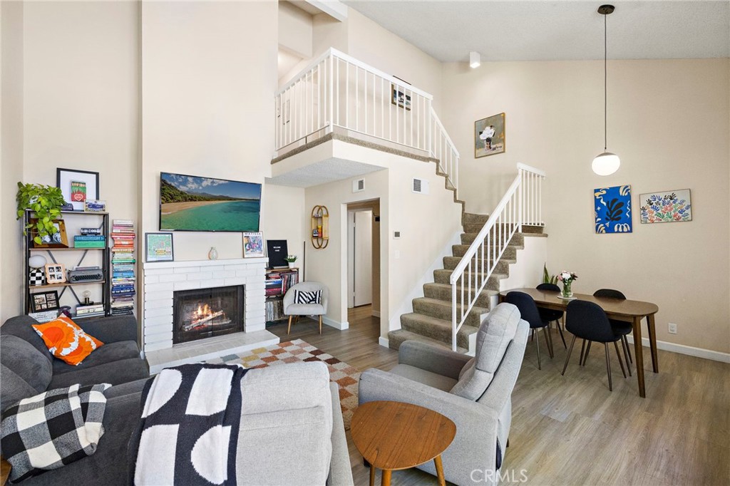 7729 Crestbrook Way 385