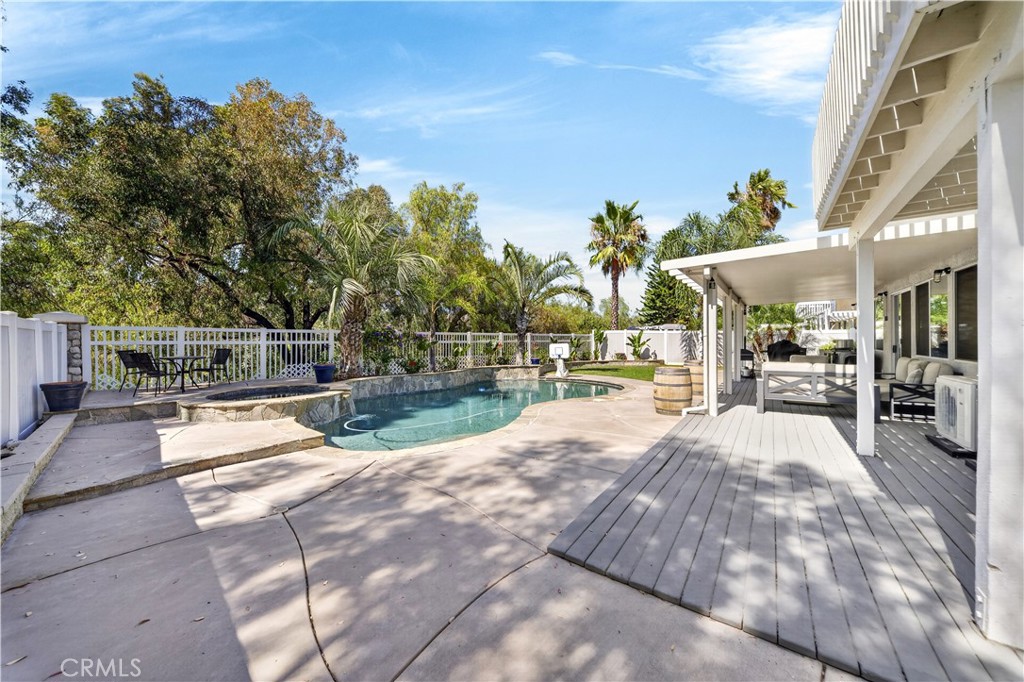 13238 Mountain View Court