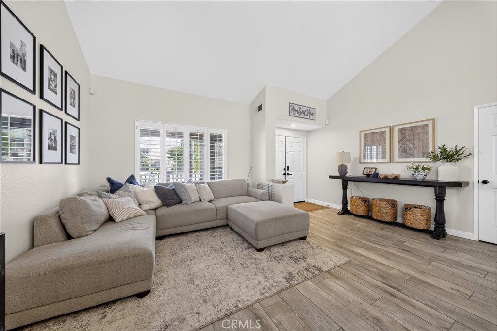 13238 Mountain View Court