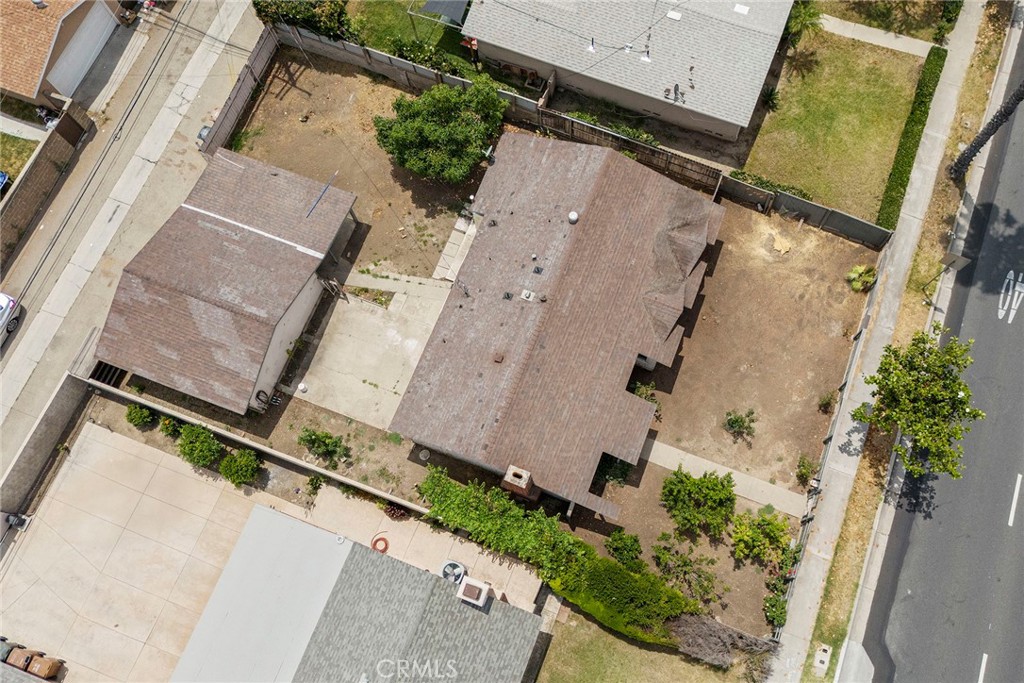 1208 E Commonwealth Avenue