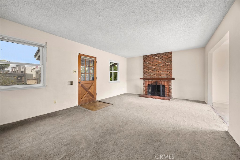 1208 E Commonwealth Avenue