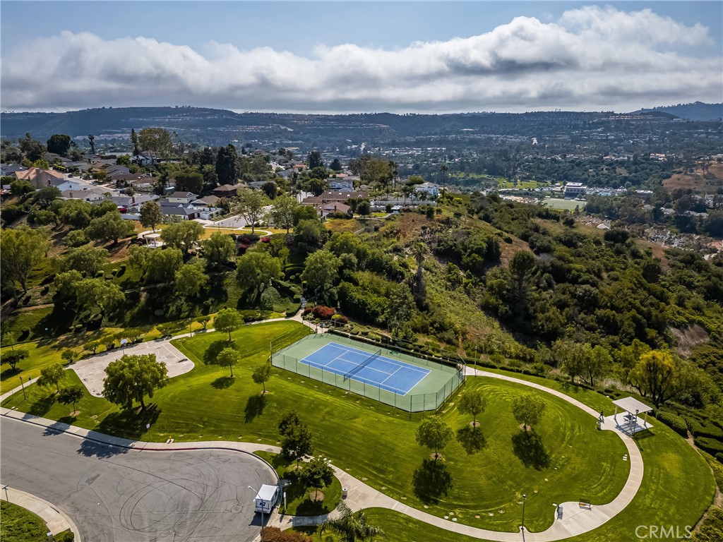 24952 Eaton Lane