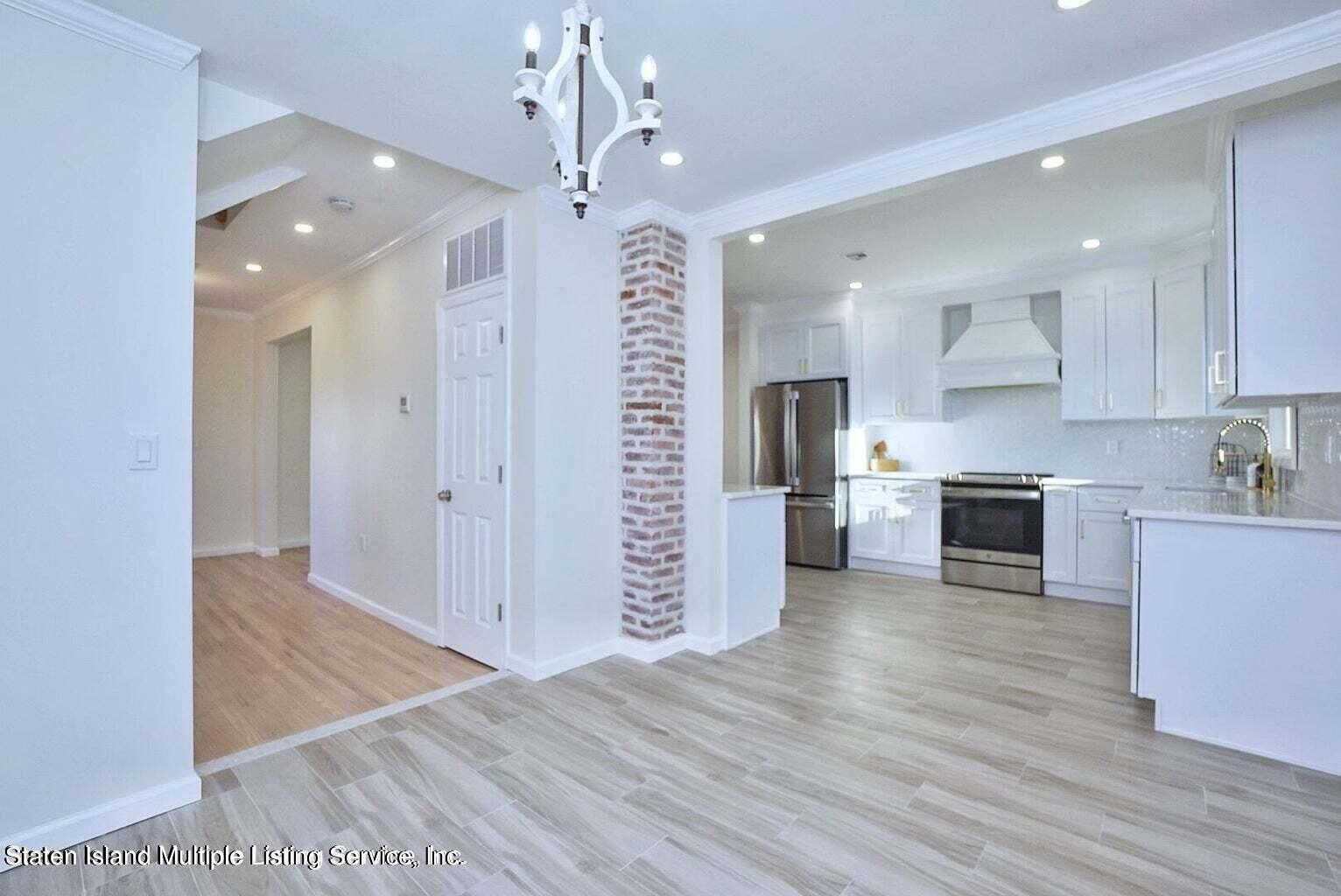 150 Barnard Avenue