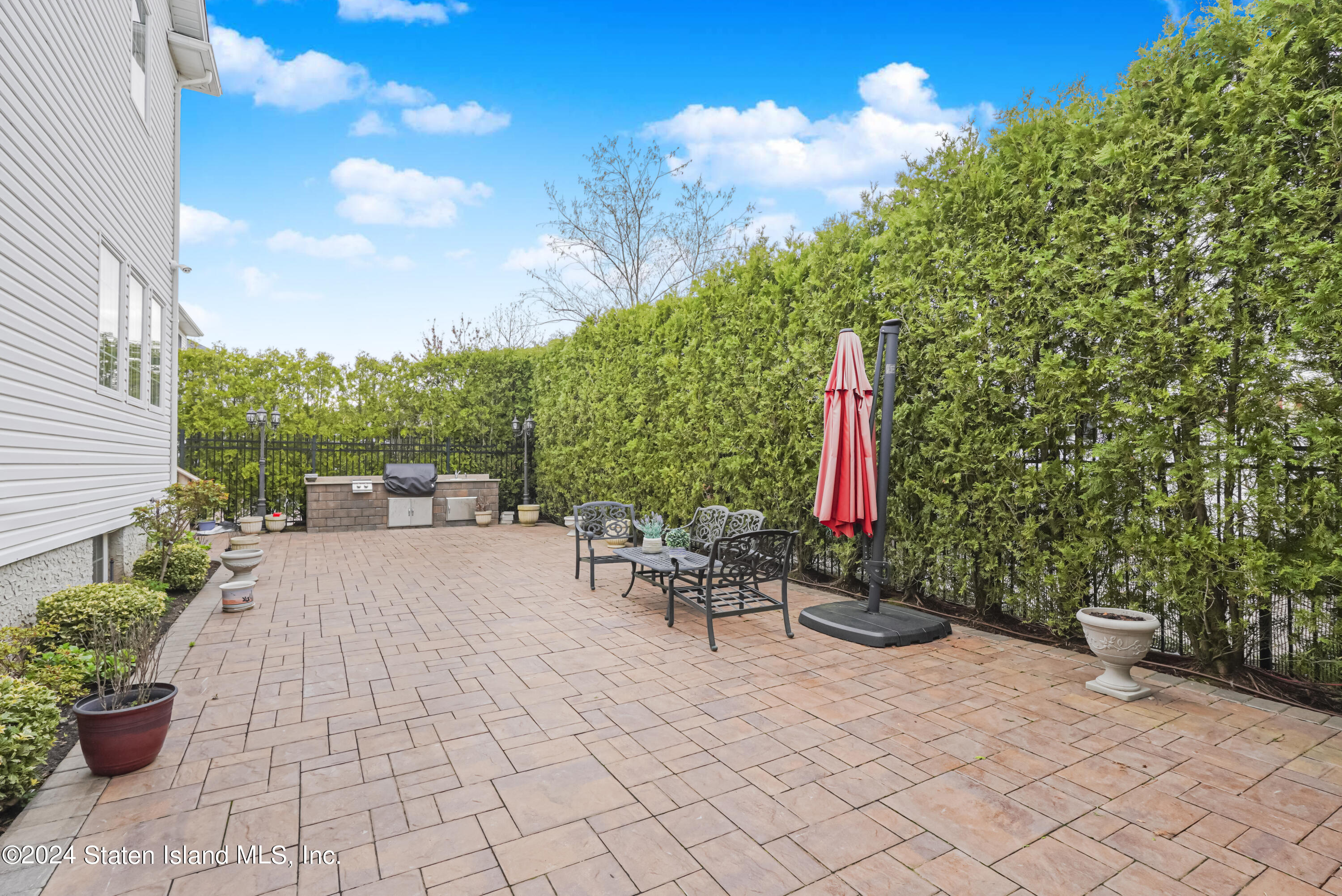 84 Belwood Loop