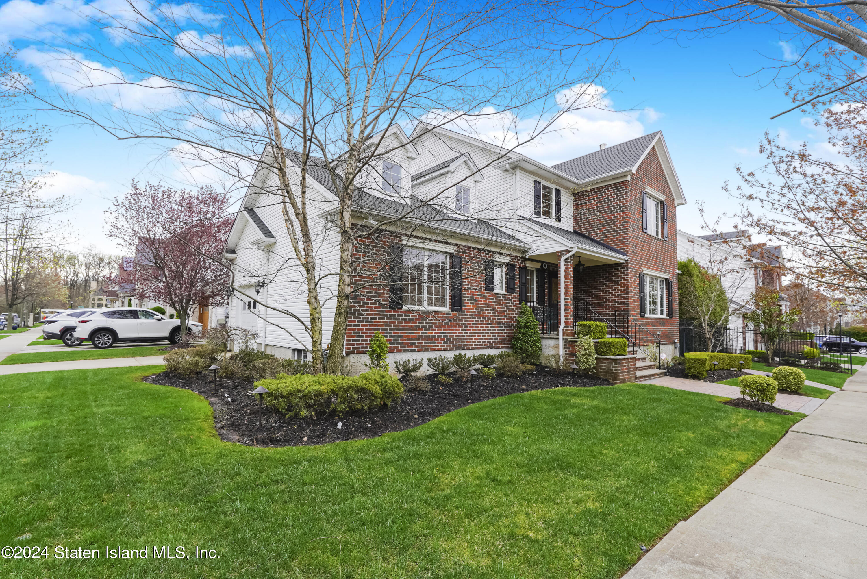 84 Belwood Loop