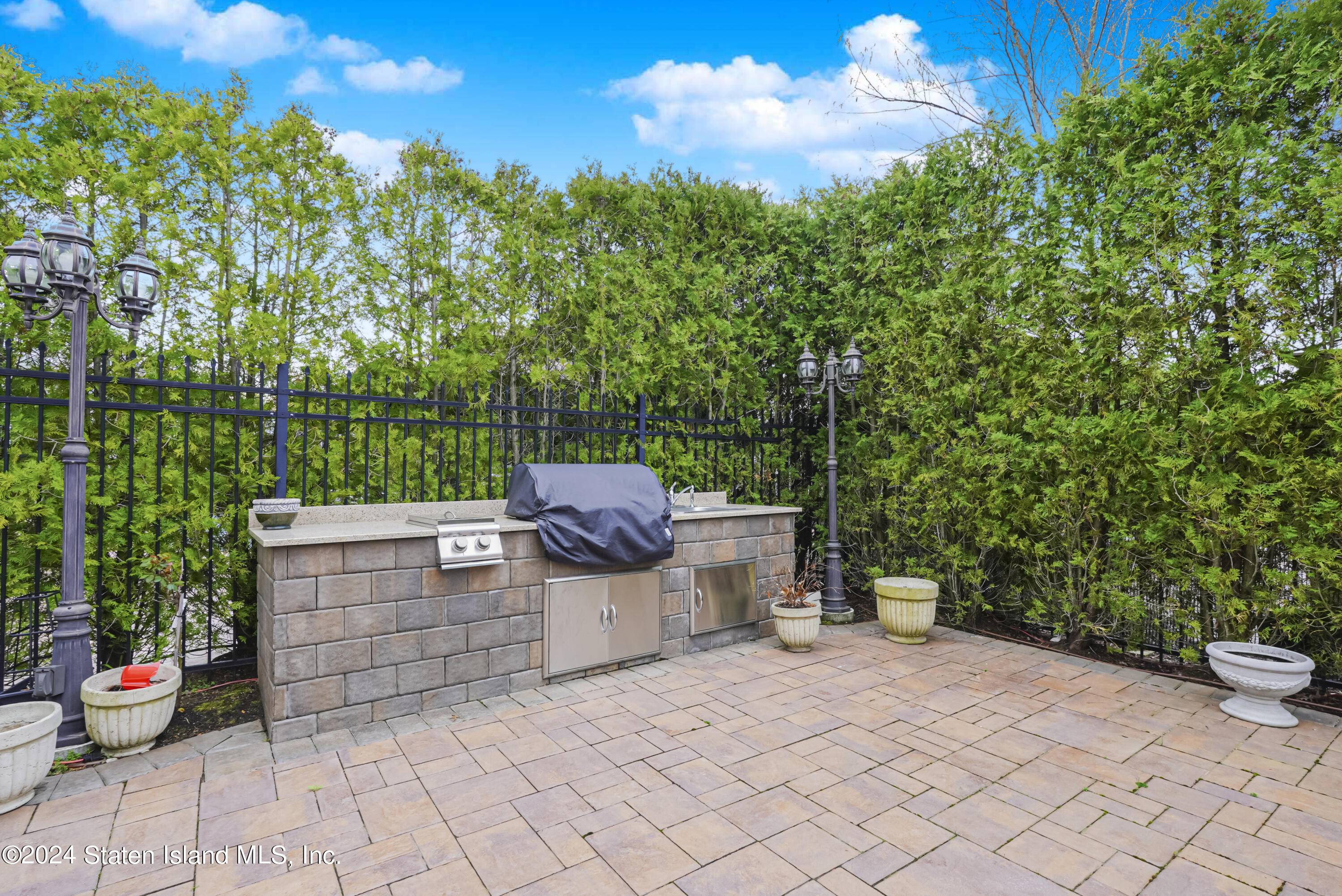84 Belwood Loop