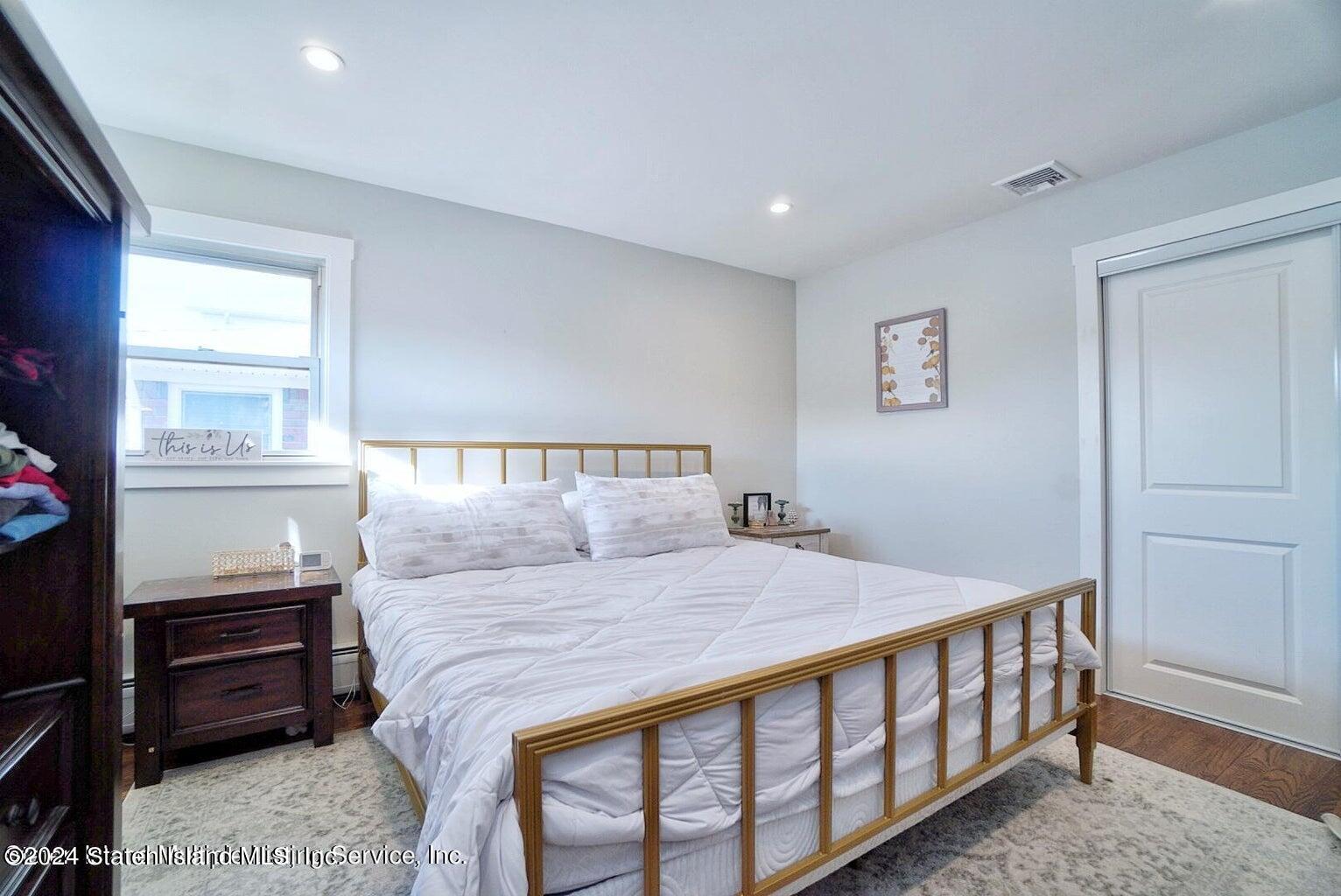 206 Maybury Avenue