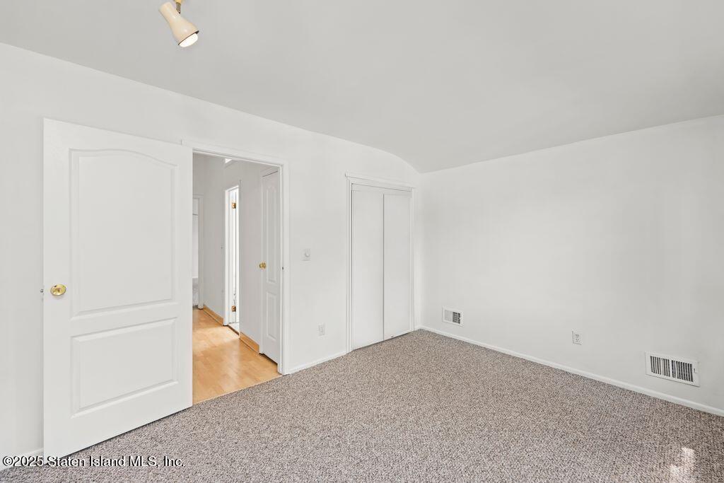 126 Lorraine Loop