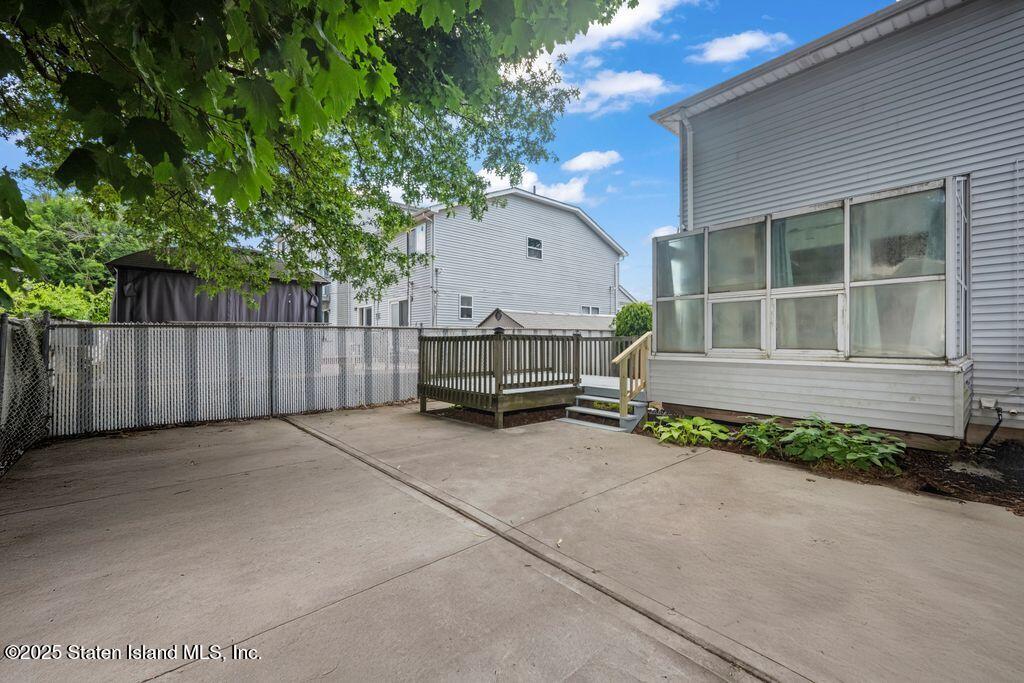 126 Lorraine Loop