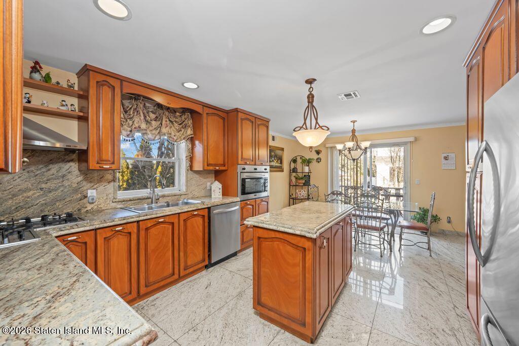 5 Rigimar Court