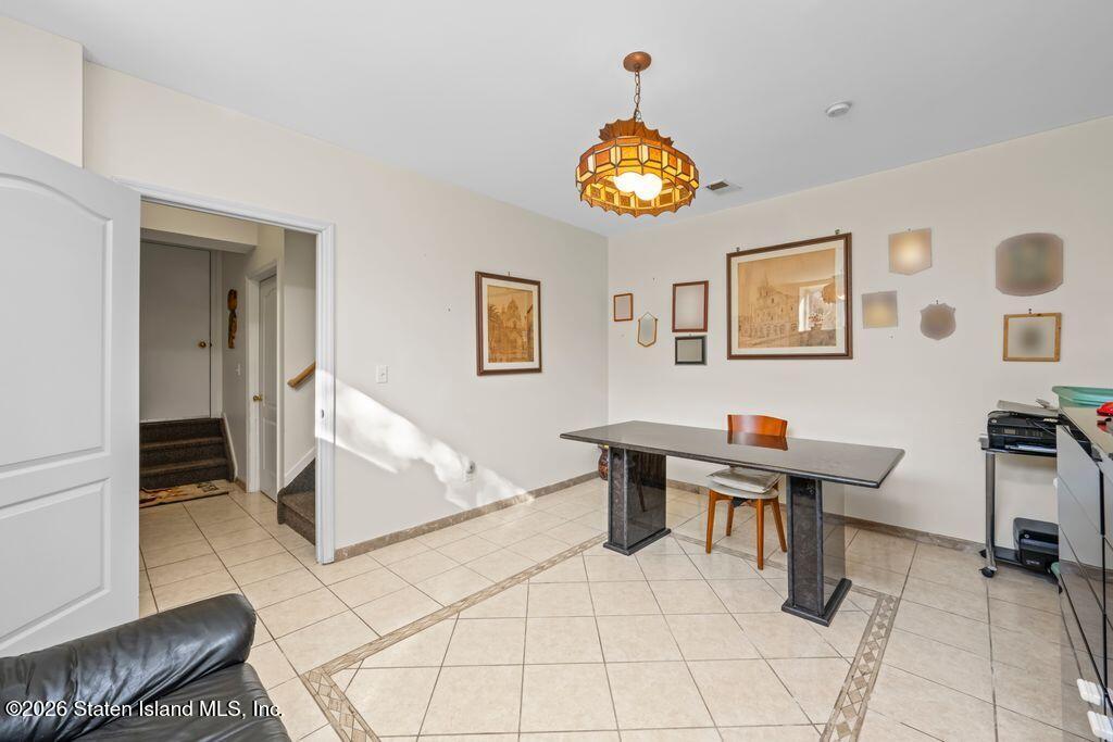 5 Rigimar Court