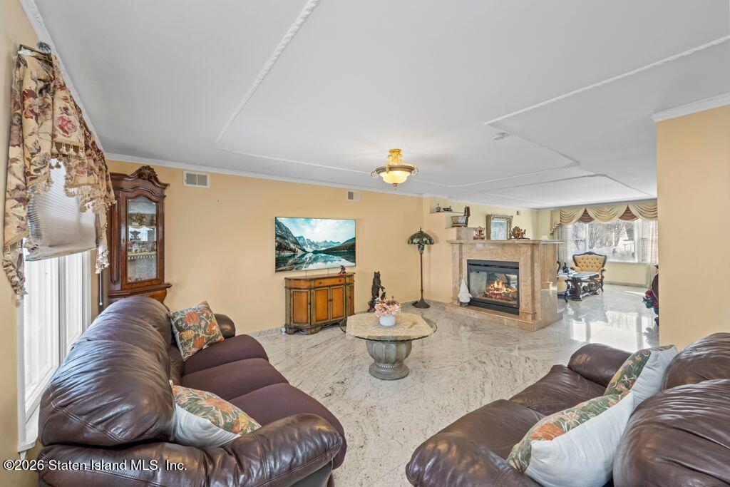 5 Rigimar Court