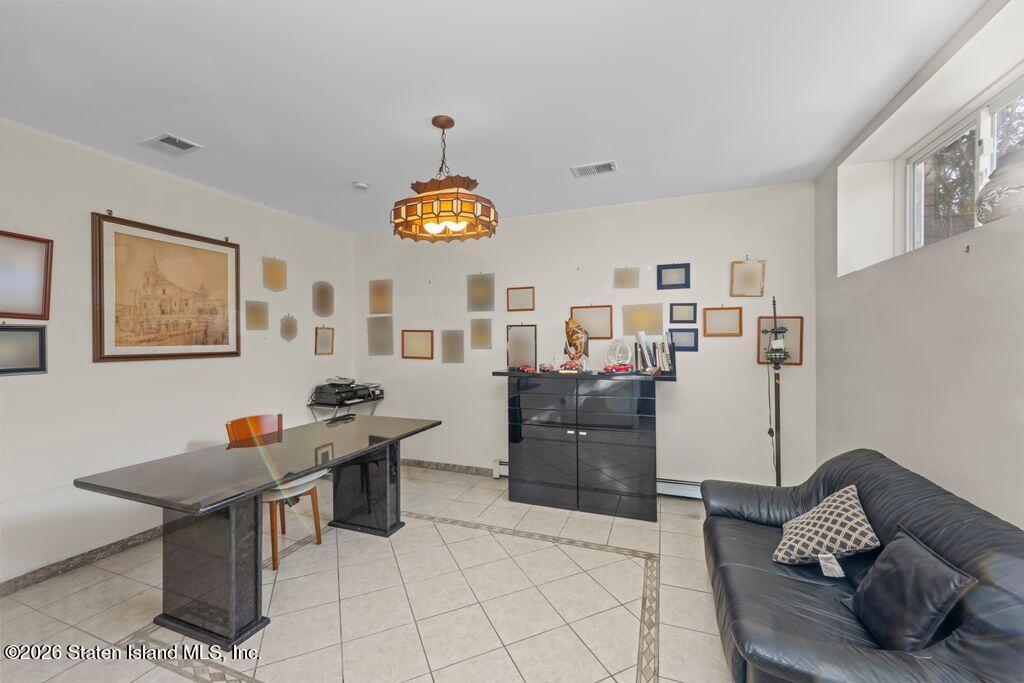 5 Rigimar Court