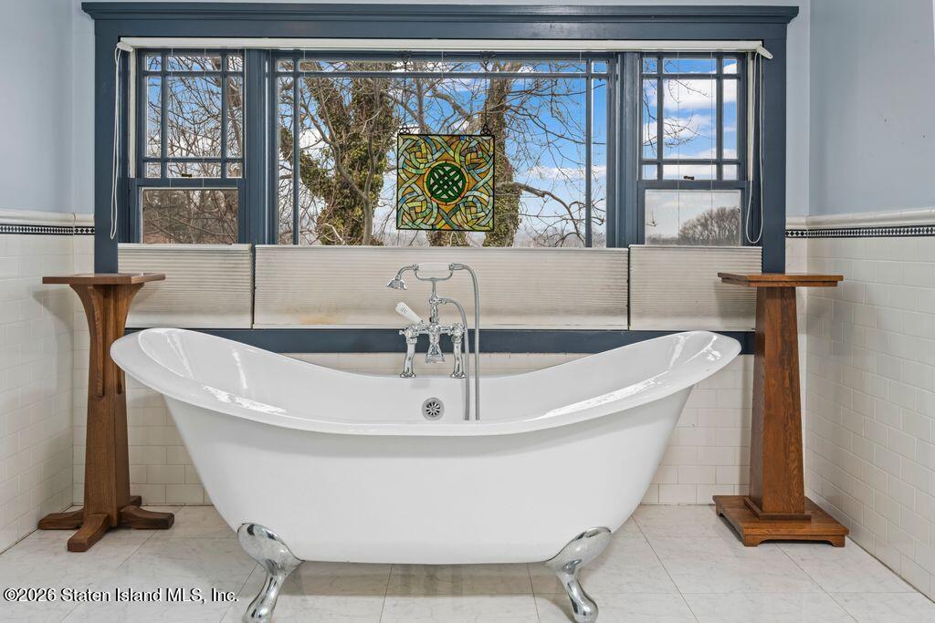 121 Windermere Road